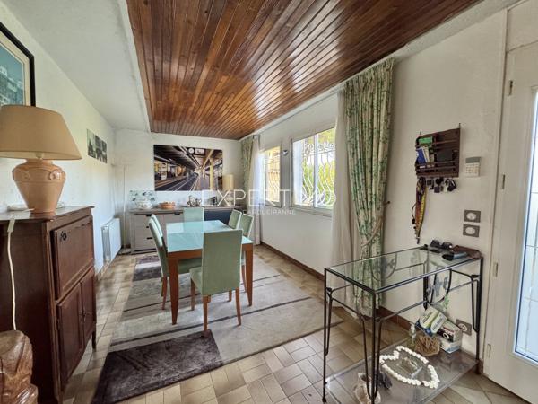 Carqueiranne (83320) Villa avec piscine au Port de Carqueiranne