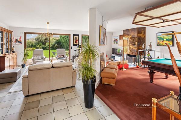 NOUVEAUTE - CHANTENAY- MAISON D'ARCHITECTE-JARDIN-GARAGE,  
Nantes 44100