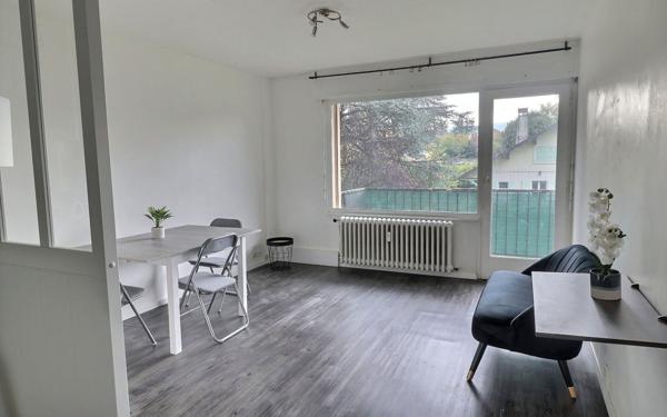 Appartement à louer    3 pièces • 55 m2 Thonon-les-Bains
