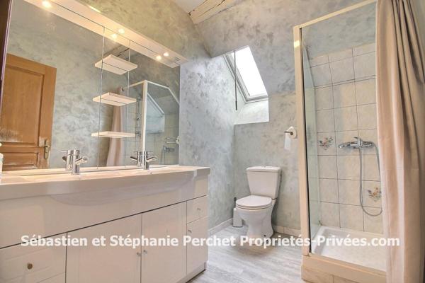 Longère 5 chambres avec dépendances sur 11796 m2 de terrain