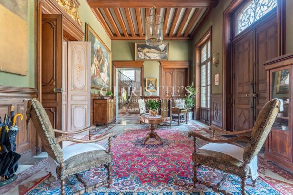 Vente d’un  exceptionnel château du 19ème siècle à proximité de Cognac