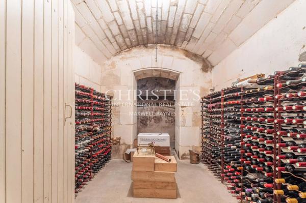 Vente d’un  exceptionnel château du 19ème siècle à proximité de Cognac