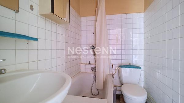 A vendre à CARPENTRAS  Appartement T2 de 49 m² au calme, dans un immeuble de caractère