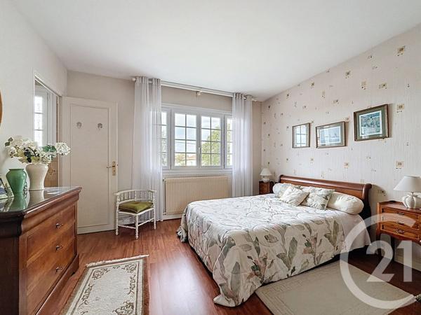 Maison à vendre  6 pièces - 166 m2 PESSAC - 33