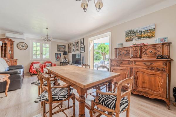 Maison familiale avec piscine à Malemort-du-Comtat