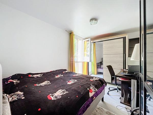 Appartement Chatou 3 pièce(s)

Loyer 1 350 €/mois charges comprises **

- Ref : 161400