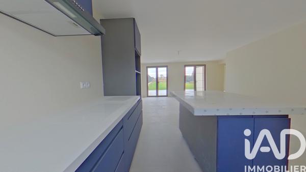 Maison à vendre 8 pièces 148 m² Savigny-le-Temple