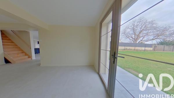 Maison à vendre 8 pièces 148 m² Savigny-le-Temple