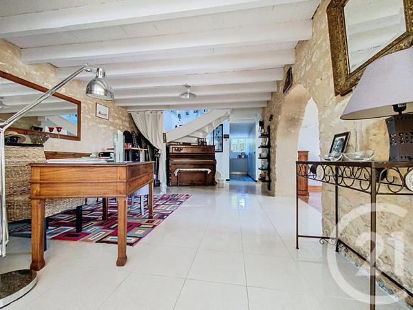 Maison à vendre  7 pièces - 220 m2 TONNAY CHARENTE - 17