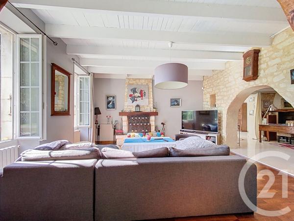 Maison à vendre  7 pièces - 220 m2 TONNAY CHARENTE - 17