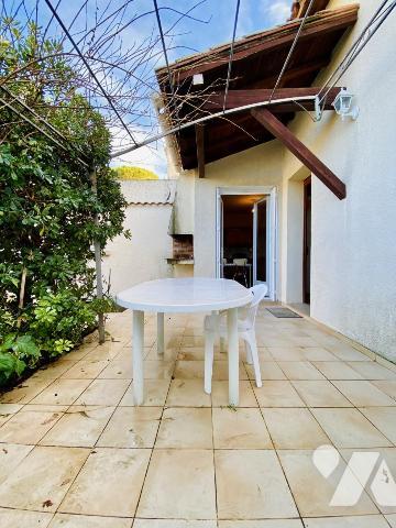 Maison de type P4 avec jardin et garage, au calme