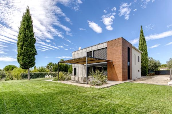 Propriété contemporaine  AIX EN PROVENCE (13)