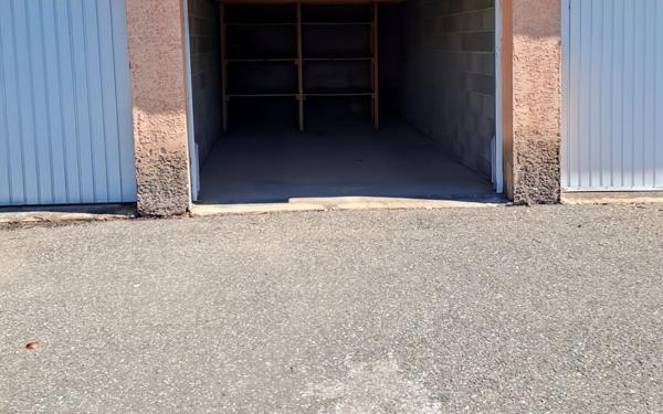 Stationnement à vendre