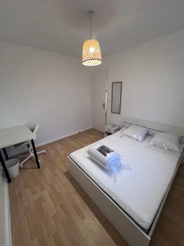 Appartement Meublé à Ecully T4 de 64 m2, Idéal Colocation