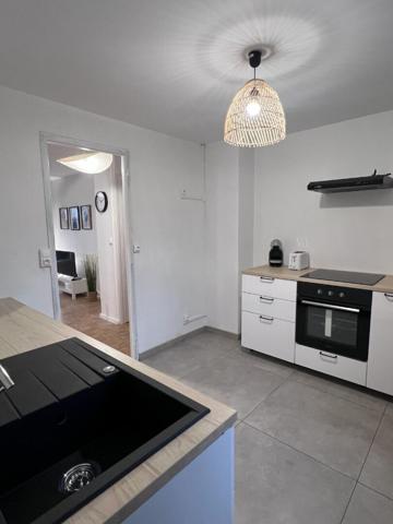 Appartement Meublé à Ecully T4 de 64 m2, Idéal Colocation