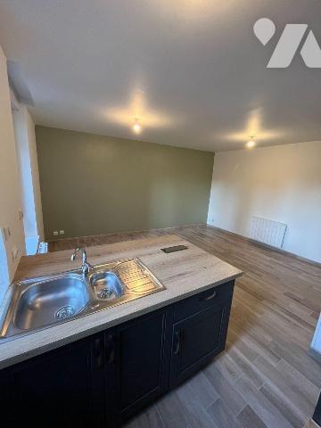 Appartement à vendre dans le centre ville de CALAIS dans le Pas de Calais (62).

Entièrement ...