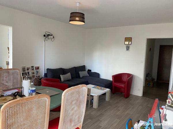 Appartement Fougeres 4 pièce(s) 79.71 m2
