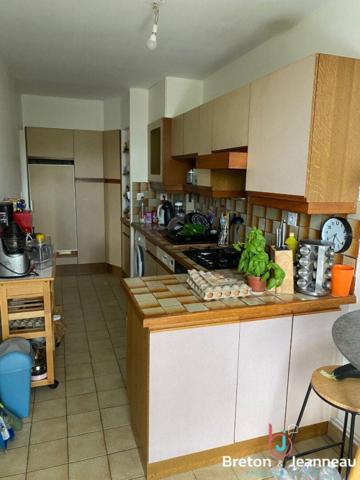 Appartement Fougeres 4 pièce(s) 79.71 m2