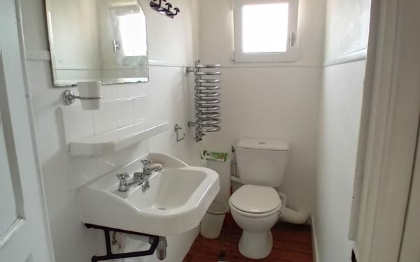 Maison à vendre    4 pièces •  Saint-Jean-d'Angély