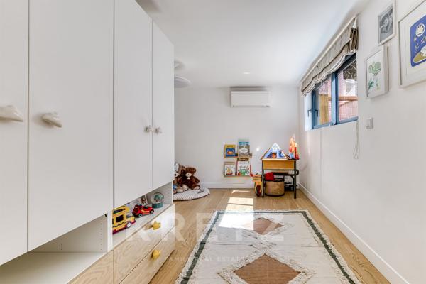 Marseille 7è Roucas Blanc - maison d'architecte avec piscine