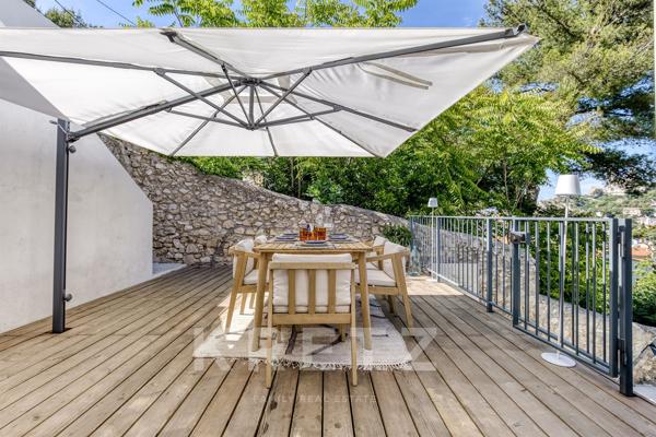 Marseille 7è Roucas Blanc - maison d'architecte avec piscine