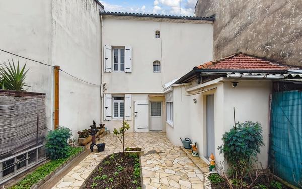 Maison à vendre    3 pièces •  Agen