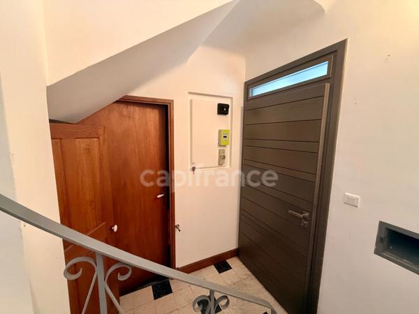 Magnifique T4 centre-ville de Carcassonne 140m2 habitables, 3 chambres une place de parking