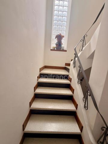 Magnifique T4 centre-ville de Carcassonne 140m2 habitables, 3 chambres une place de parking