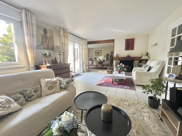 Maison 7 pièces - 230 m² Bien prestige