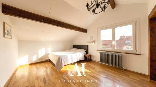 Maison individuelle T5 avec sous-sol jardin terrasse annexes 01630