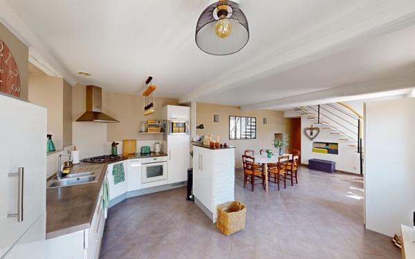 Maison à louer    5 pièces • 121,61 m2 Givry