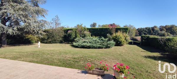 Maison 9 pièces de 188 m² à Pineuilh (33220)