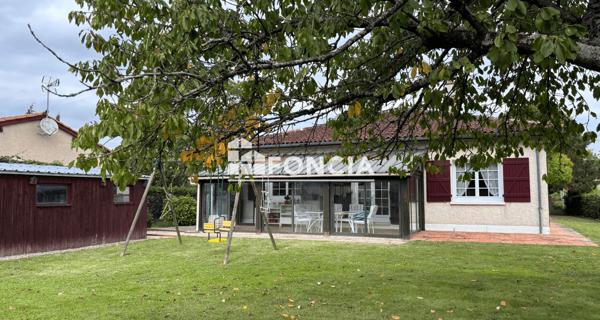 À vendre Maison 5 pièces 132 m² - Mas-grenier 82600