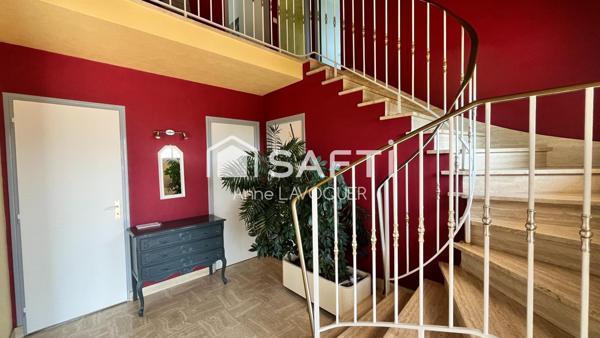 Spacieuse et lumineuse.