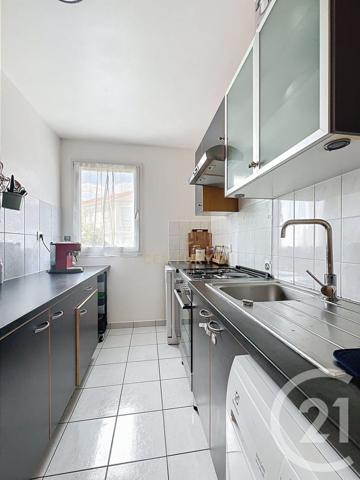 Appartement F3 à vendre  3 pièces - 58,45 m2 NOISY LE GRAND - 93