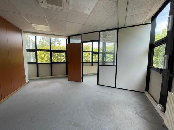 Location Bureau 256 94500 Champigny Sur Marne 885080