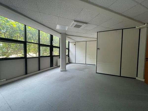 Location Bureau 256 94500 Champigny Sur Marne 885080
