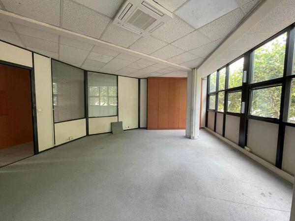 Location Bureau 256 94500 Champigny Sur Marne 885080