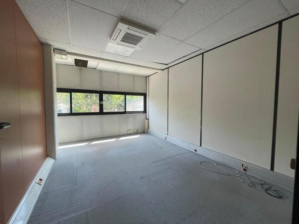 Location Bureau 256 94500 Champigny Sur Marne 885080