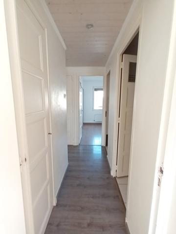 Annecy à quelques pas de Courrier, appartement T4 traversant