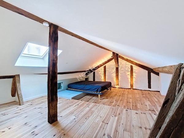 A vendre maison 3 chambres de 67m² hab. QUARTIER CITE JUDICAIRE !!! Nichée au coeur historique de Poitiers