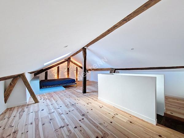 A vendre maison 3 chambres de 67m² hab. QUARTIER CITE JUDICAIRE !!! Nichée au coeur historique de Poitiers