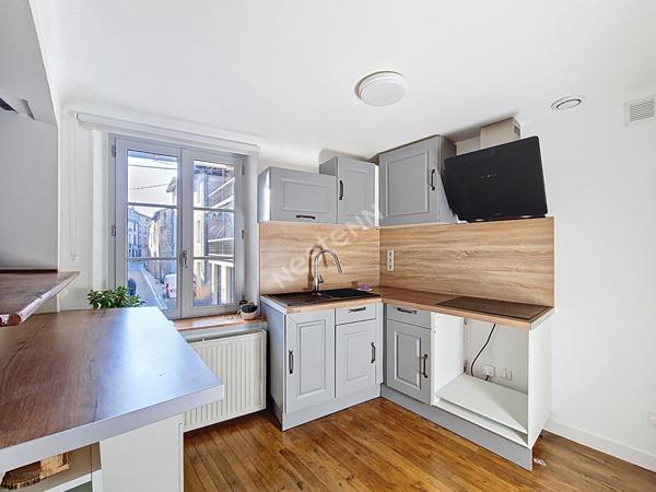 A vendre maison 3 chambres de 67m² hab. QUARTIER CITE JUDICAIRE !!! Nichée au coeur historique de Poitiers