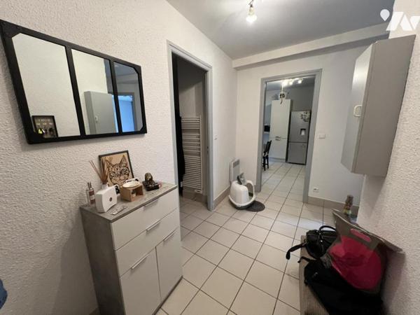 Un appartement LOUE situé au 3ème étage