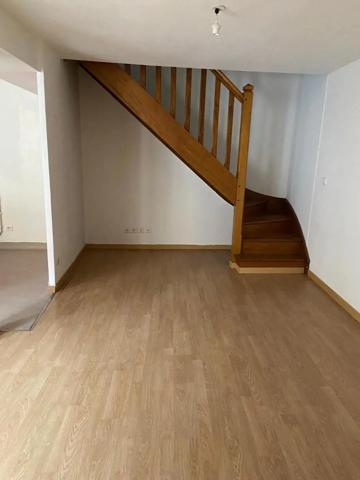 Appartement à louer 4 pièces 68.64m²