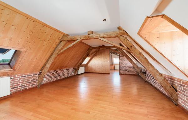 Ensemble immobilier de 2 magnifiques maisons et piscine