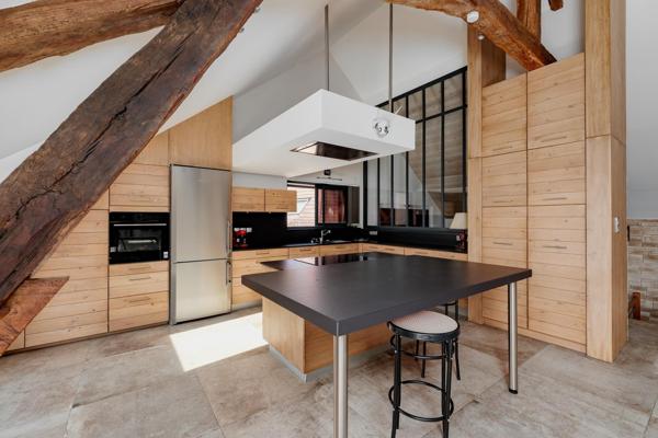 Ensemble immobilier de 2 magnifiques maisons et piscine