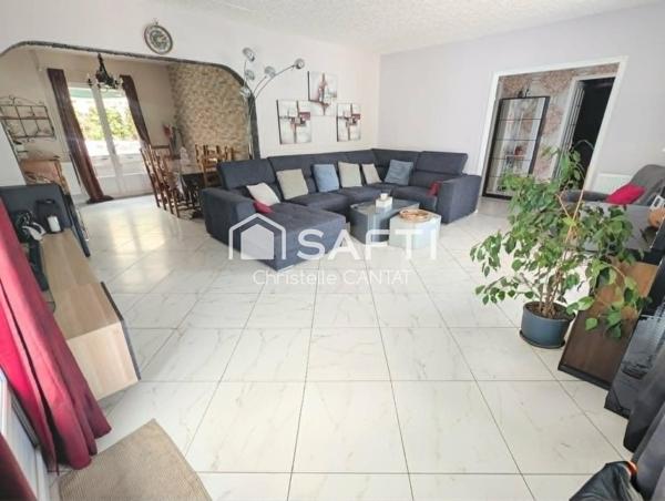 Maison de plain pied 4 chambres, garage, terrain.
