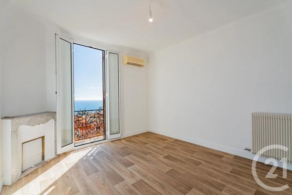 Maison à vendre  4 pièces - 88,30 m 2   BEAUSOLEIL  - 06