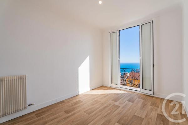 Maison à vendre  4 pièces - 88,30 m 2   BEAUSOLEIL  - 06